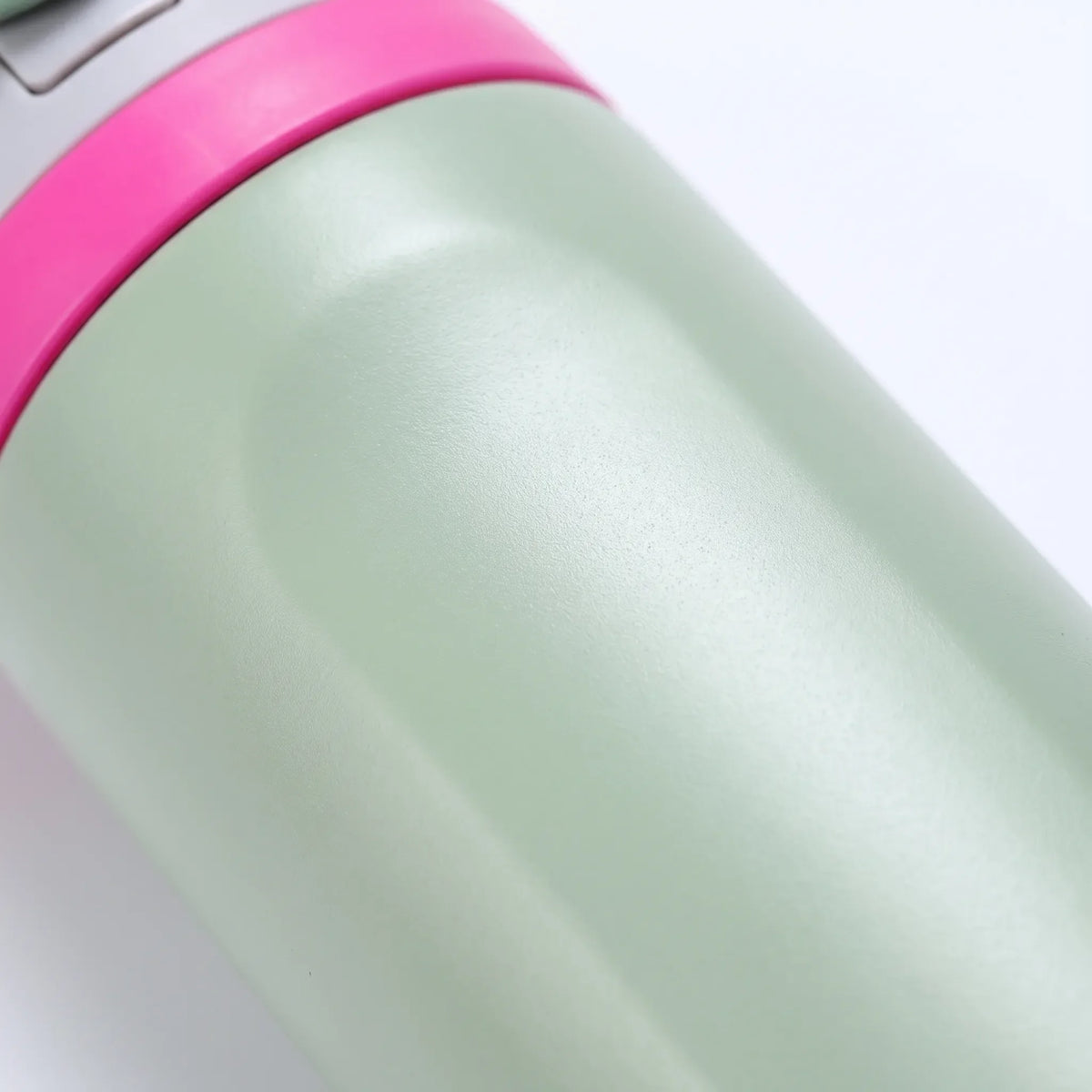 Cylindrical Insulated Water Bottle